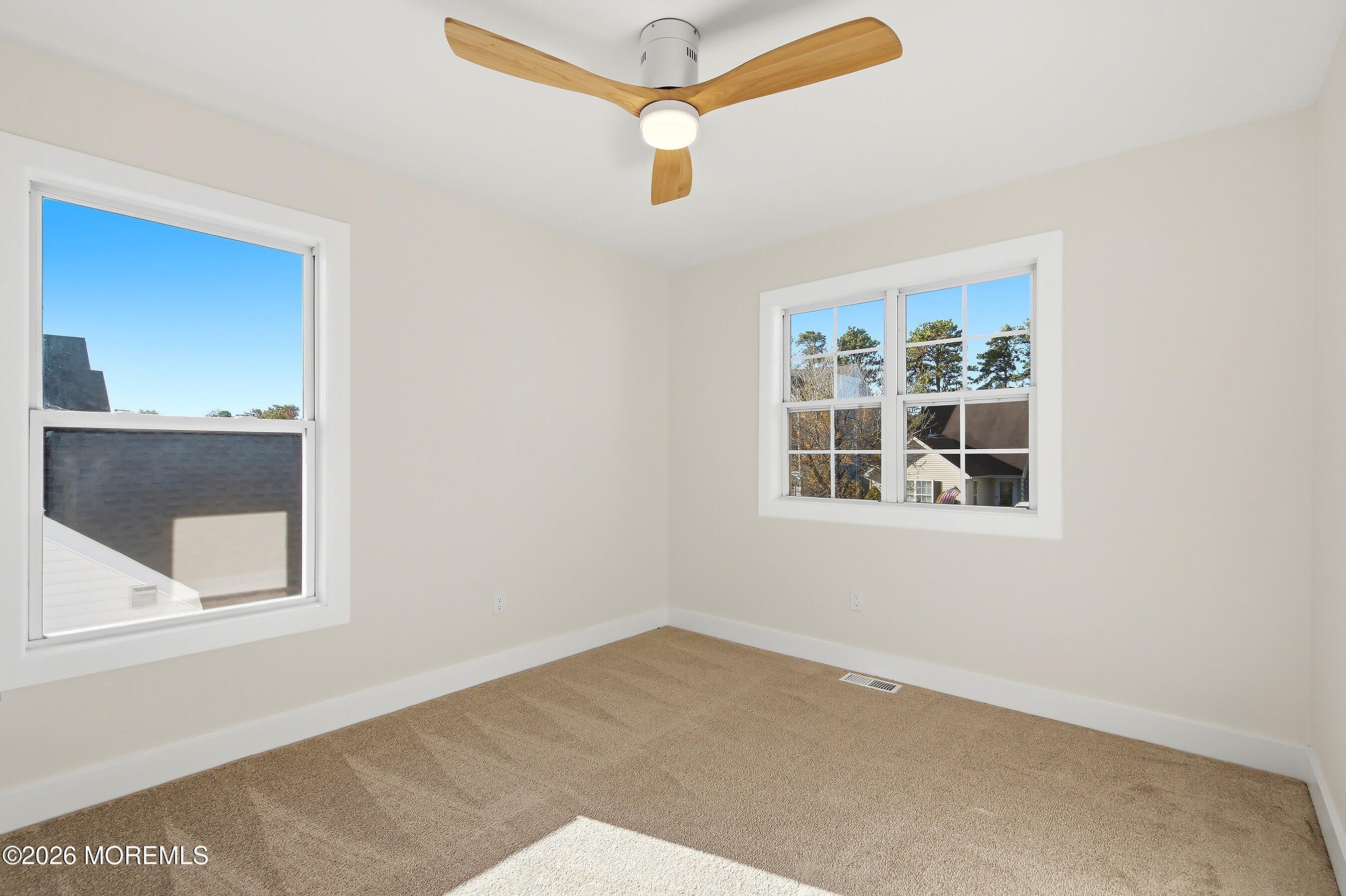 31 Dolphin Circle W Bayville NJ 08721