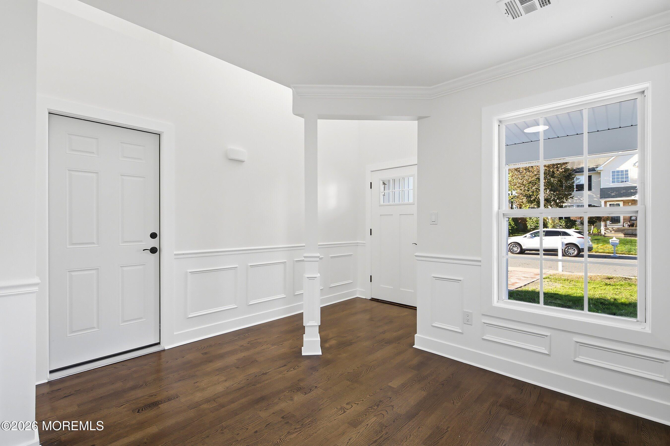 31 Dolphin Circle W Bayville NJ 08721