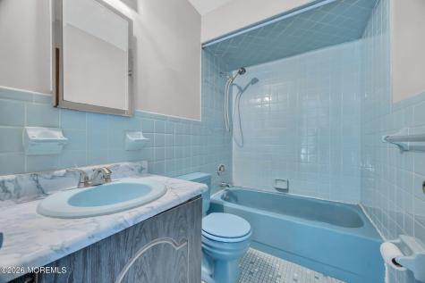1 Chelsea Court Parlin NJ 08859