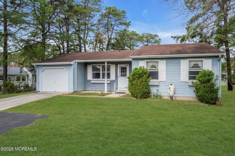 13 Orchard Drive Whiting NJ 08759