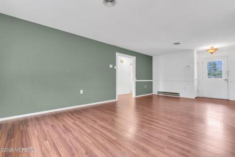 13 Orchard Drive Whiting NJ 08759