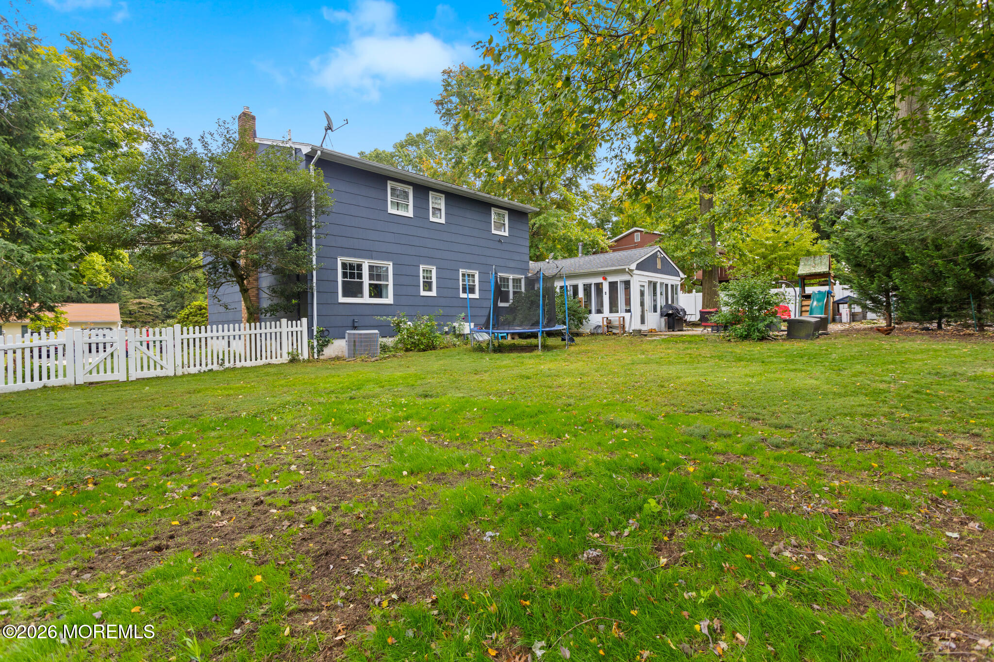 16 Twain Drive Allentown NJ 08501