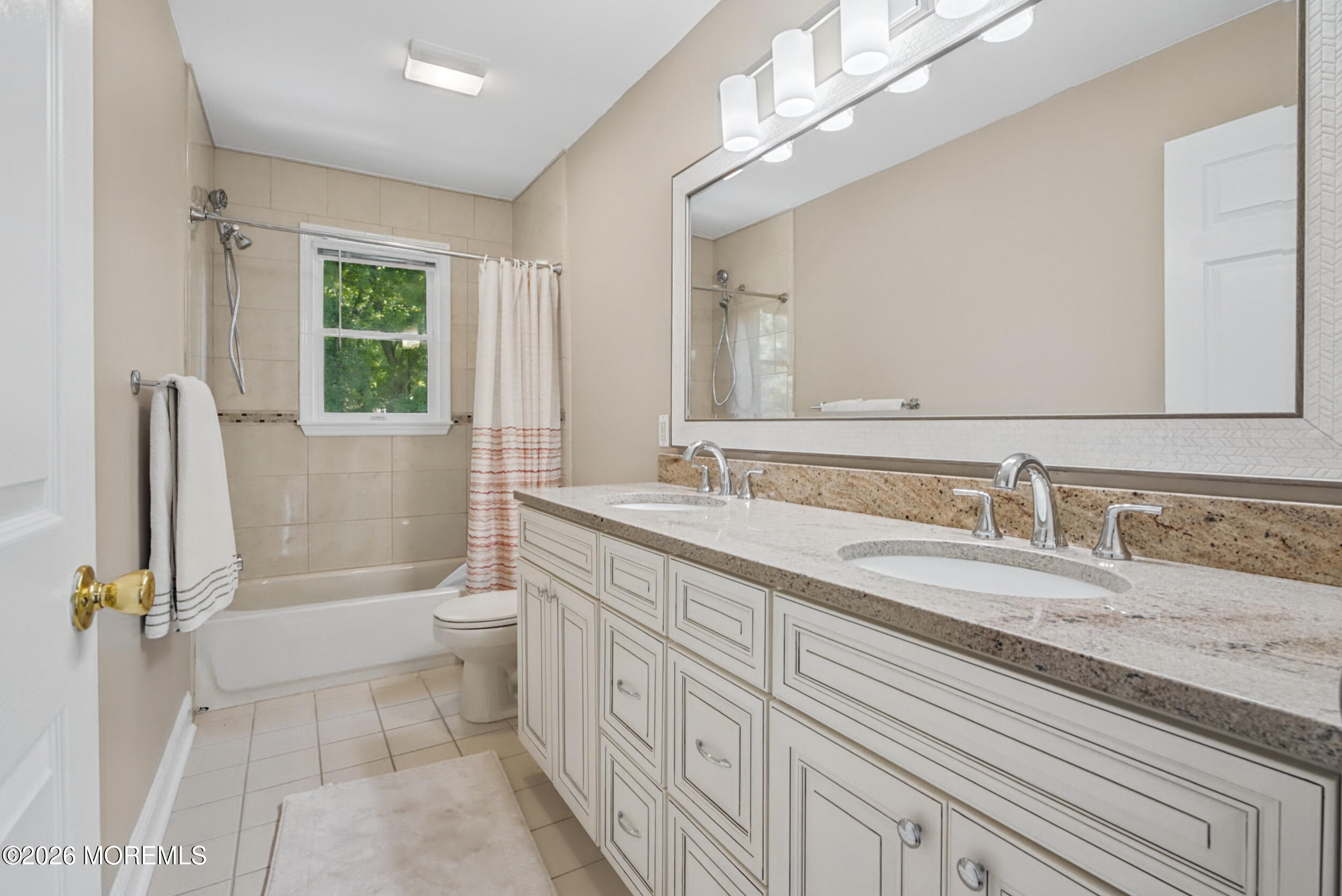 11 Camelot Drive Monroe NJ 08831