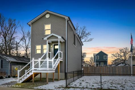 723 Monmouth Parkway North Middletown NJ 07748