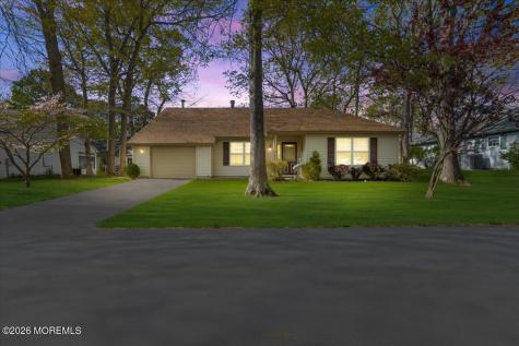 117 Morning Glory Lane Whiting NJ 08759