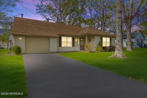 117 Morning Glory Lane Whiting NJ 08759