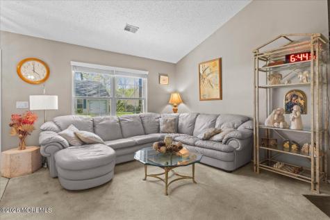117 Morning Glory Lane Whiting NJ 08759