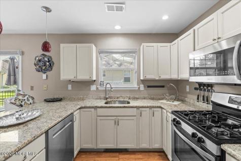 117 Morning Glory Lane Whiting NJ 08759