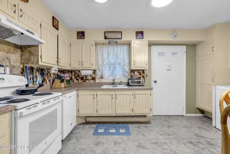 61 Buckingham Drive Lakewood NJ 08701
