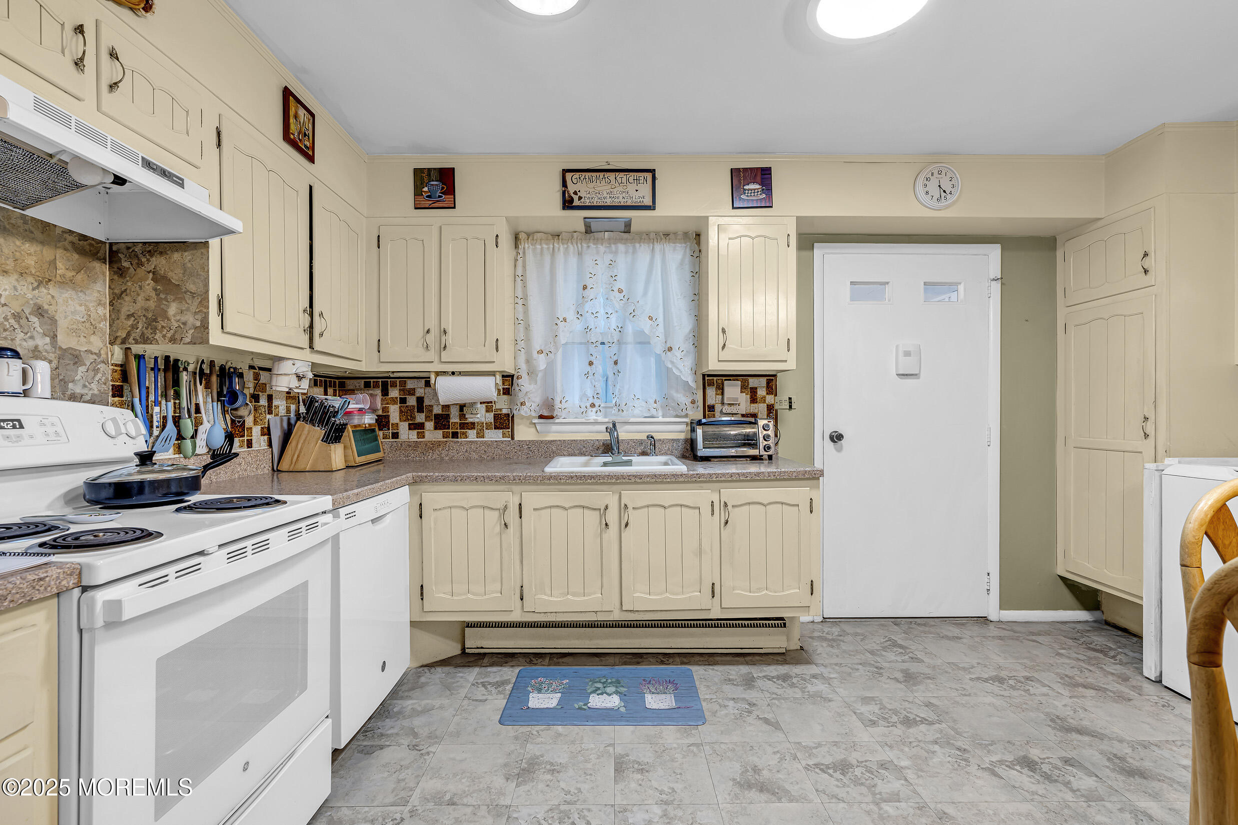 61 Buckingham Drive Lakewood NJ 08701