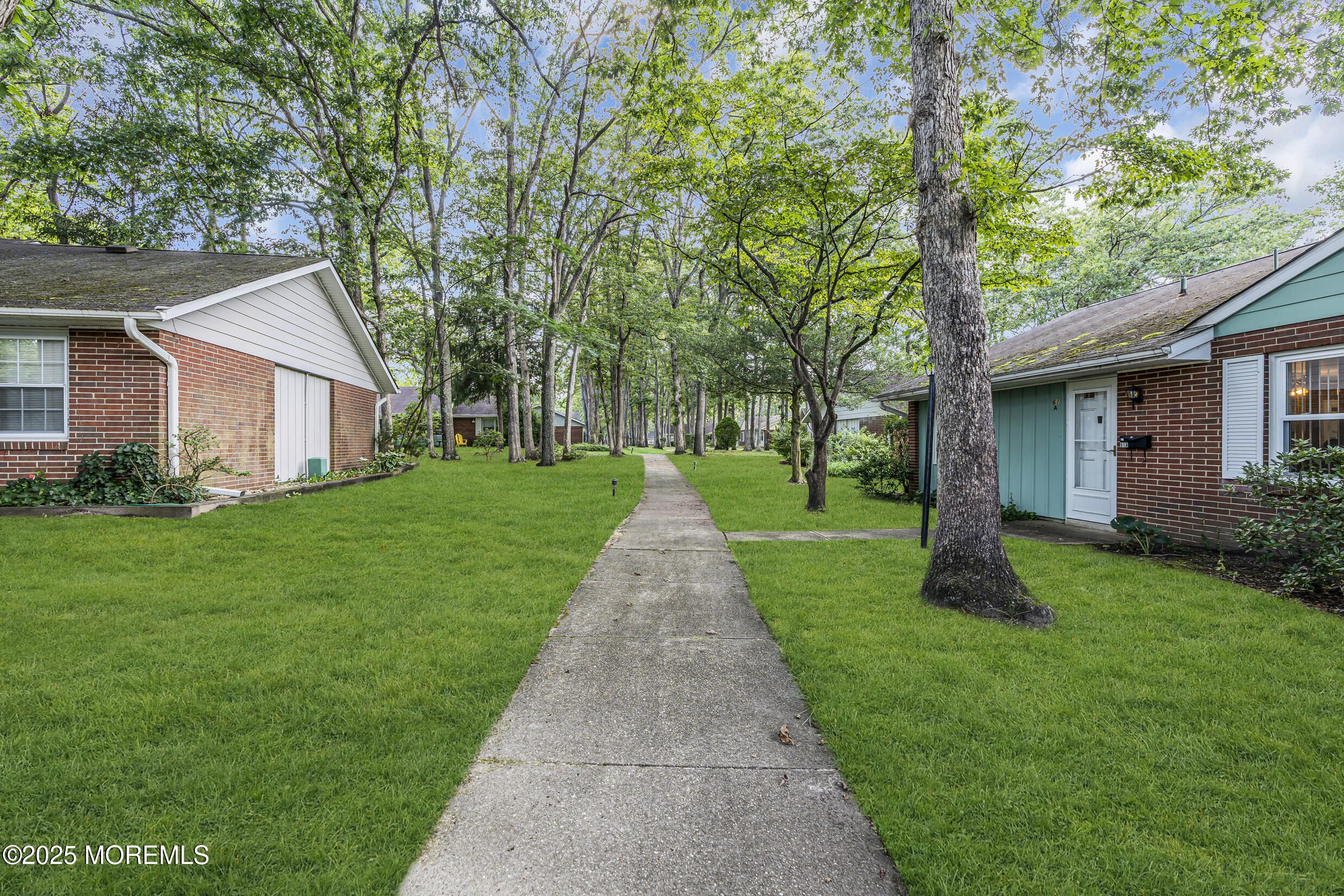 61 Buckingham Drive Lakewood NJ 08701