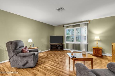 61 Buckingham Drive Lakewood NJ 08701