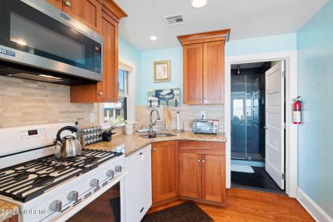409 East Avenue Bay Head NJ 08742