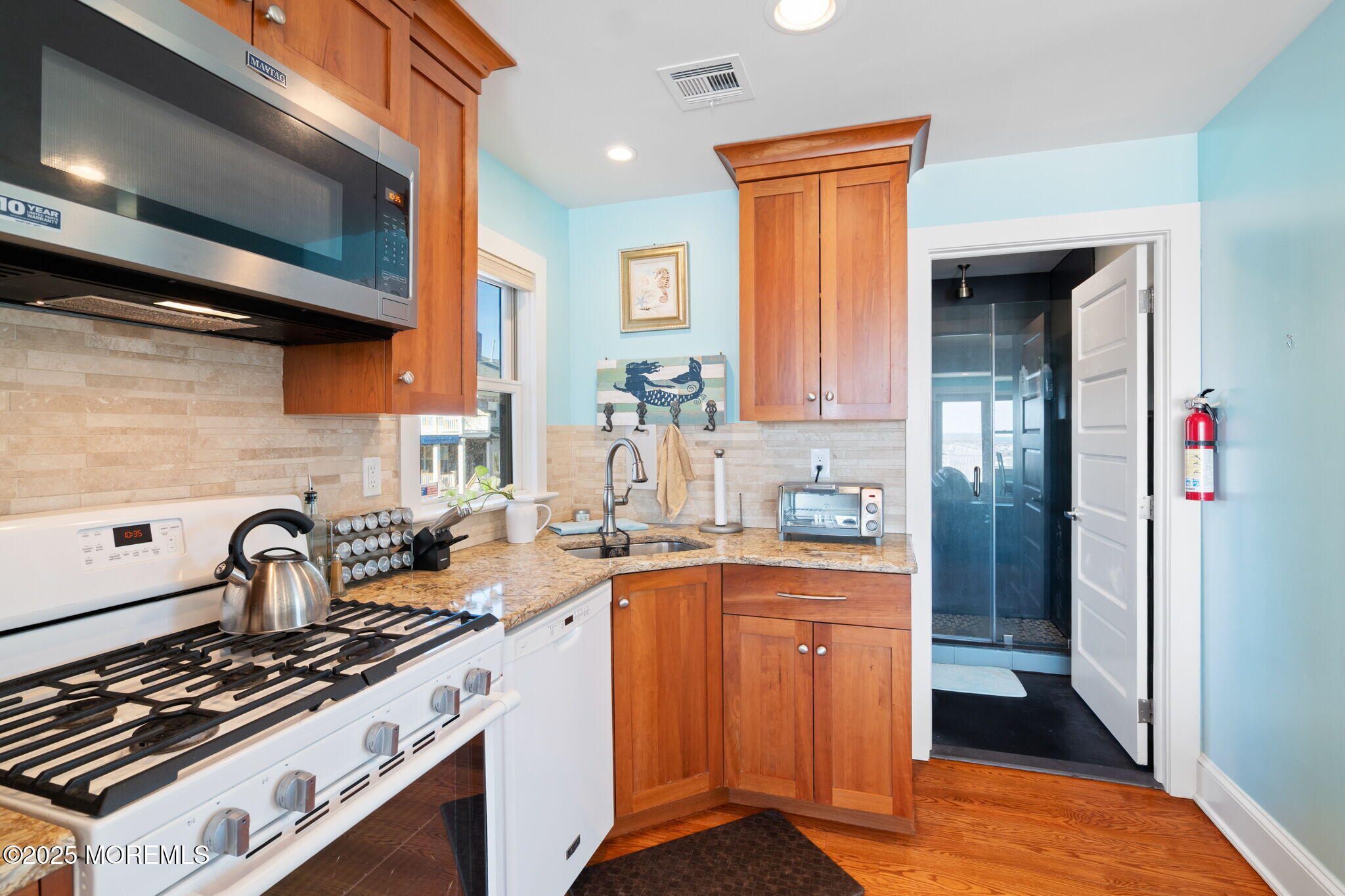 409 East Avenue Bay Head NJ 08742