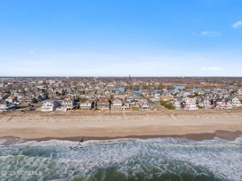 409 East Avenue Bay Head NJ 08742