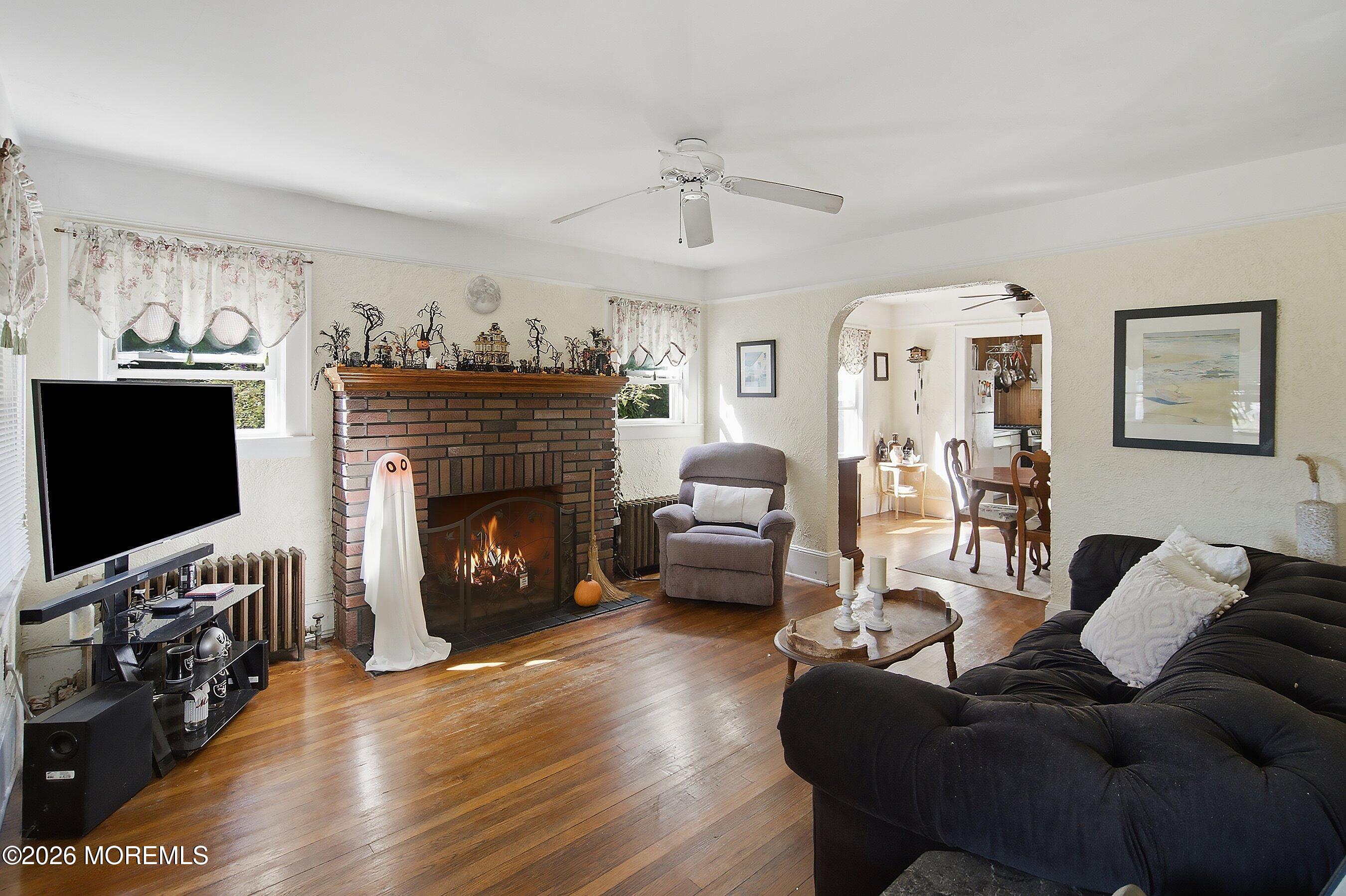 27 Windsor Court Neptune City NJ 07753