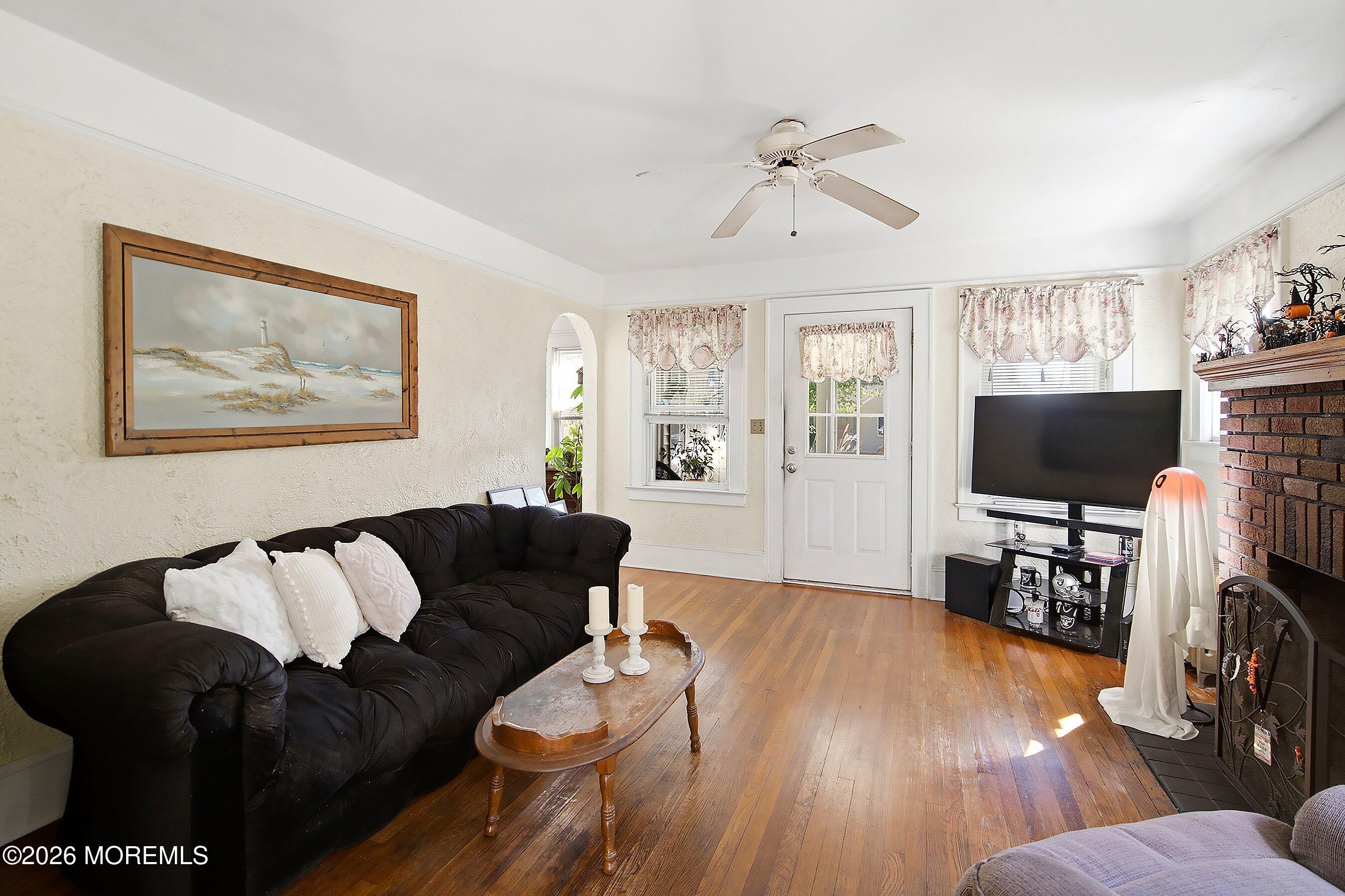 27 Windsor Court Neptune City NJ 07753