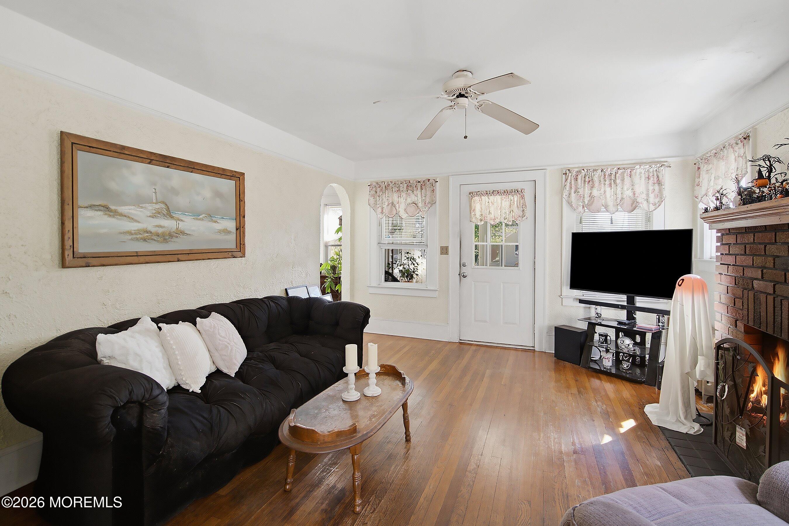27 Windsor Court Neptune City NJ 07753