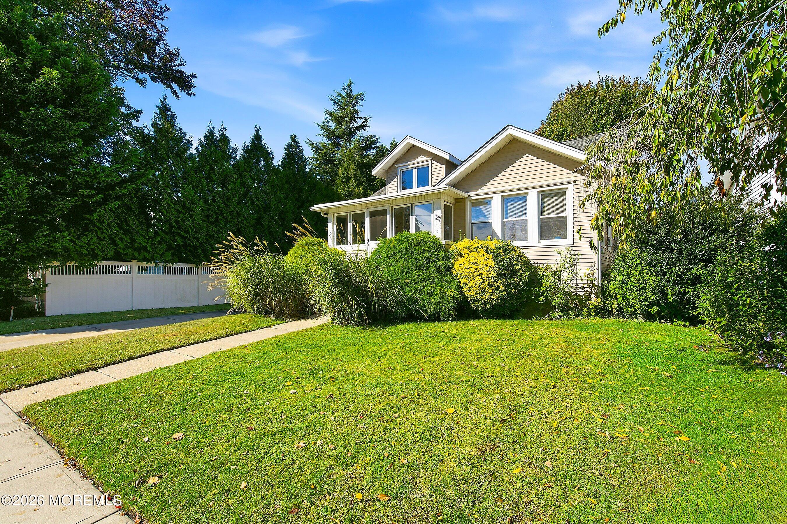 27 Windsor Court Neptune City NJ 07753
