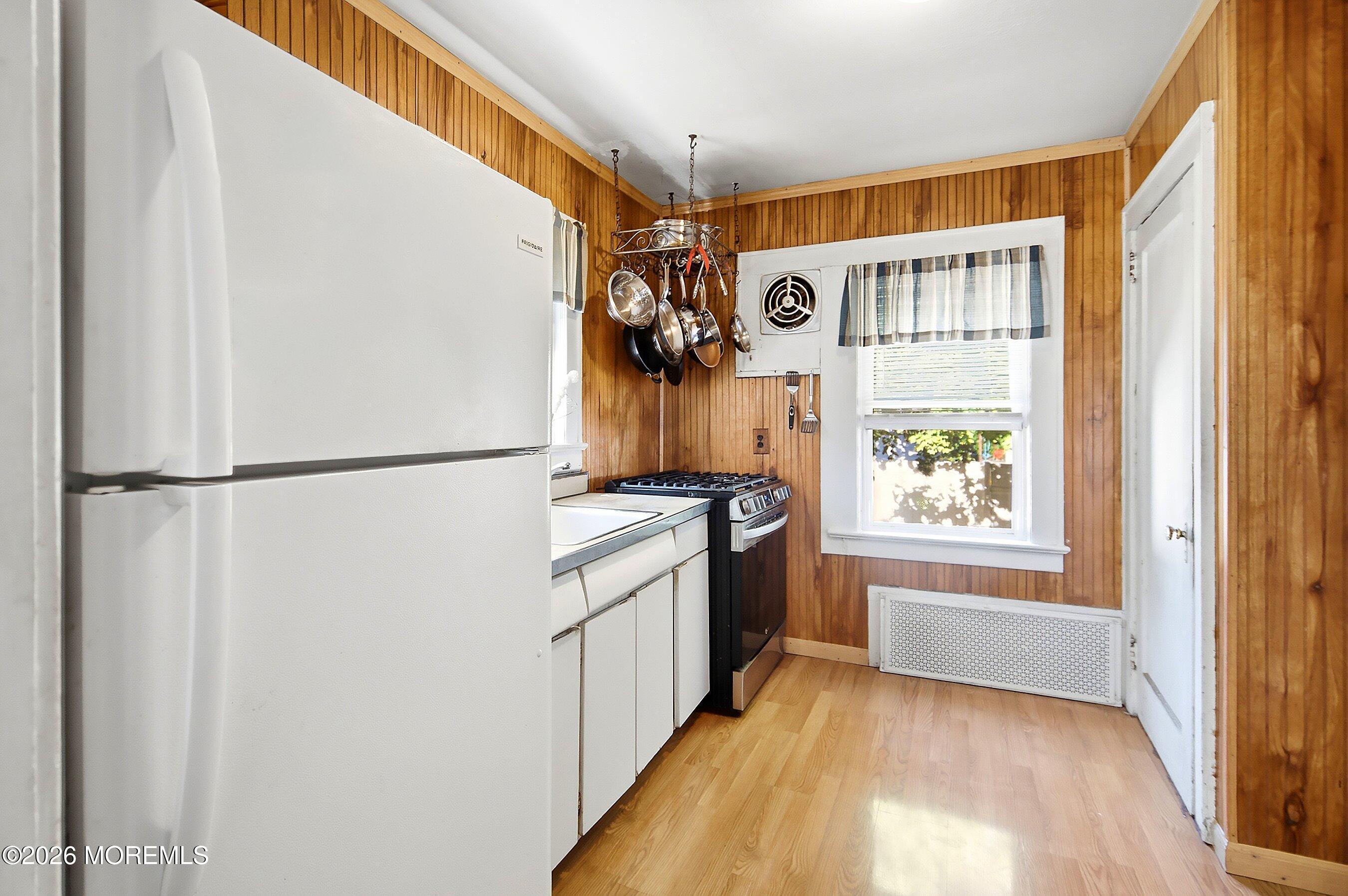 27 Windsor Court Neptune City NJ 07753