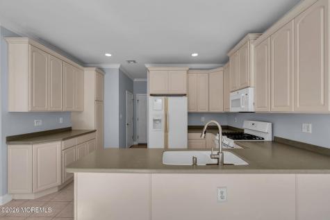 29 Village Drive Eatontown NJ 07724