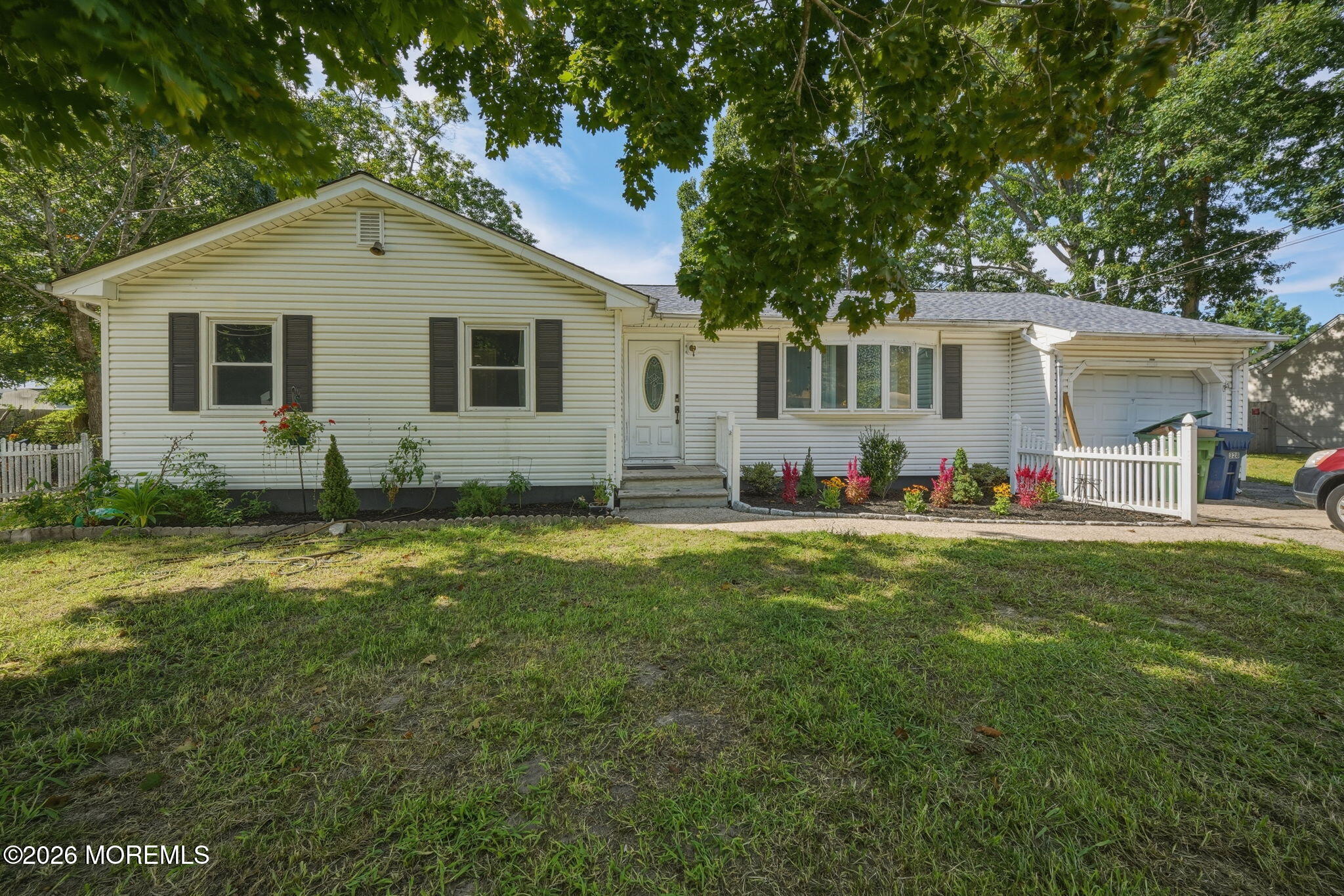 328 Mizzen Avenue Beachwood NJ 08722