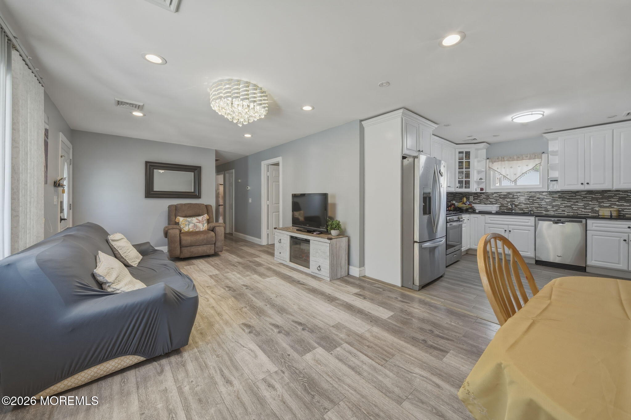 328 Mizzen Avenue Beachwood NJ 08722