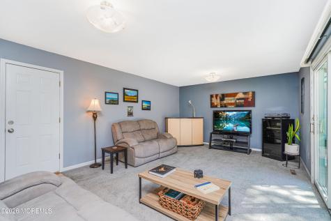 9 Braddock Street East Brunswick NJ 08816