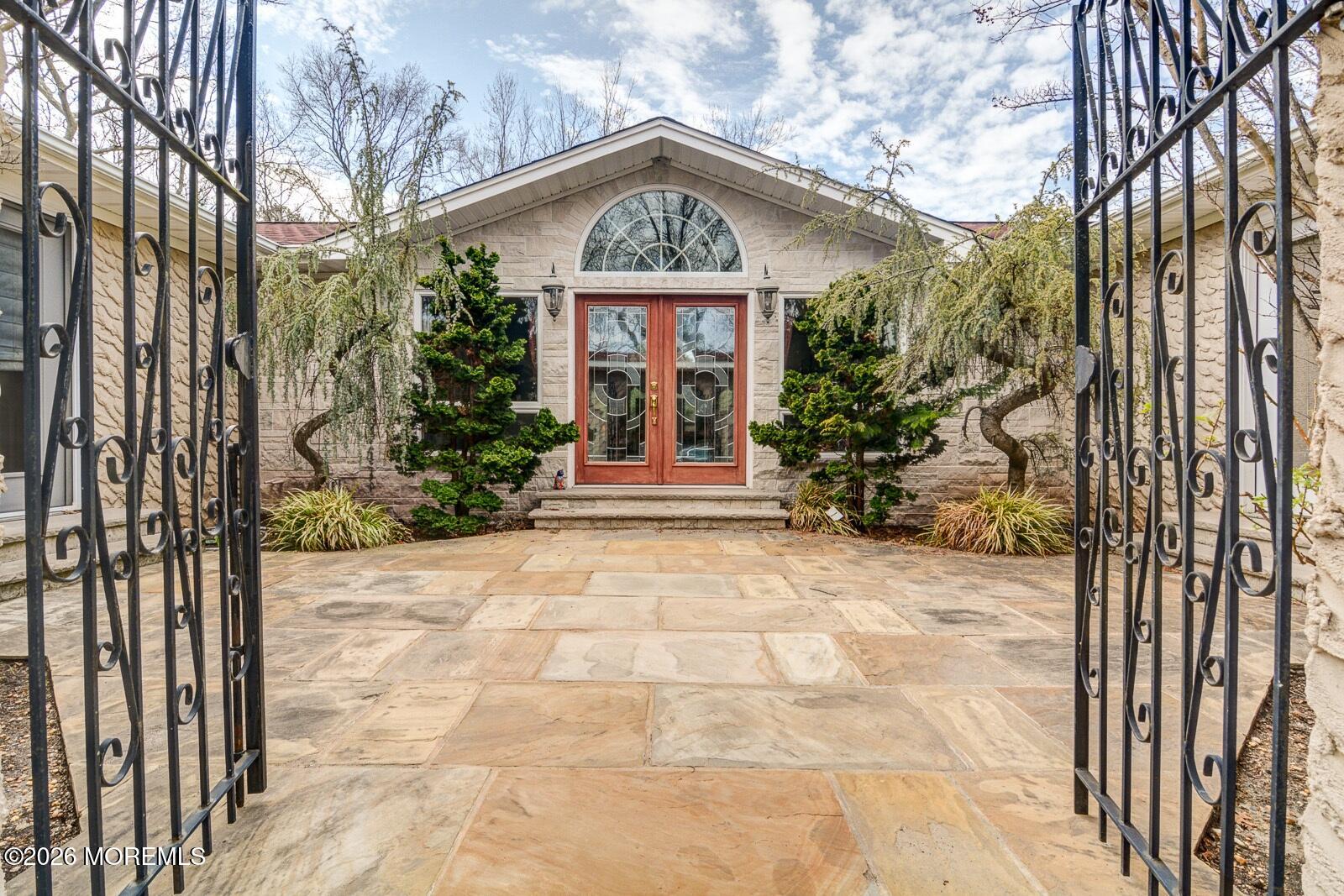 884 Breezy Oaks Drive Toms River NJ 08753