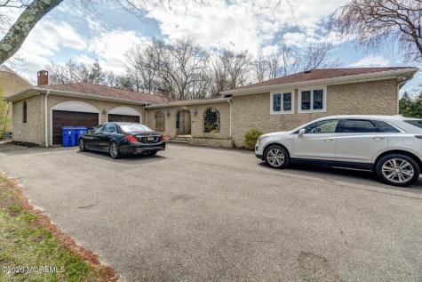 884 Breezy Oaks Drive Toms River NJ 08753