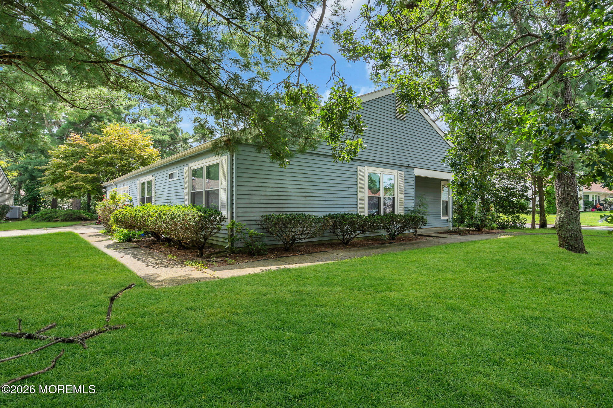 726A Wooton Court Manchester NJ 08759