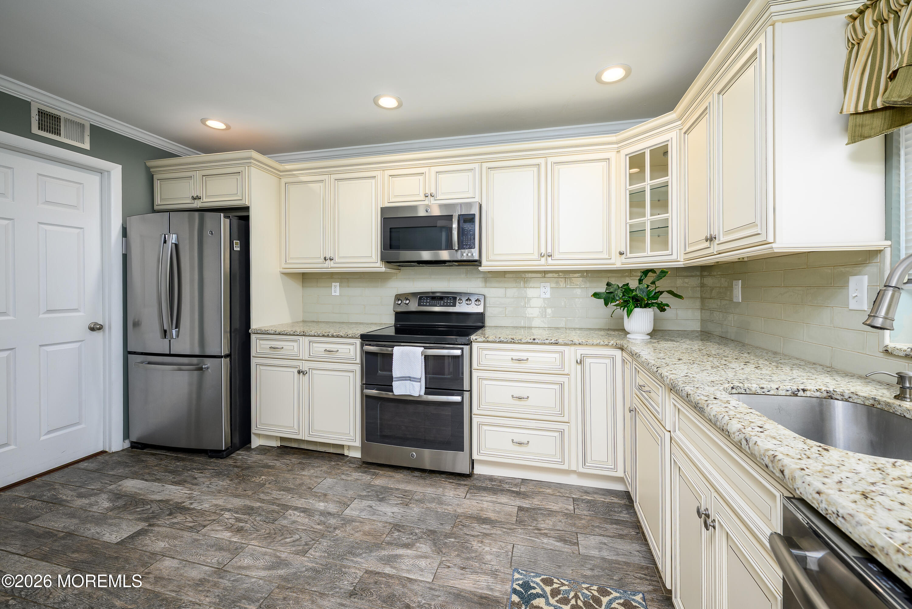 525B Sheffield Drive Manchester NJ 08759