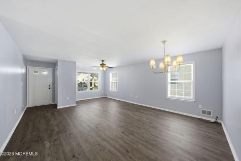 2373 Mount Hood Lane Toms River NJ 08753