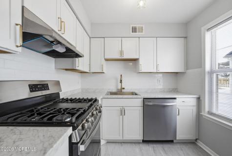 2373 Mount Hood Lane Toms River NJ 08753