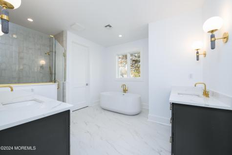 24 Bingham Court Rumson NJ 07760