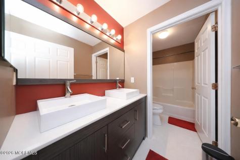 8 Clearbrook Court Howell NJ 07731