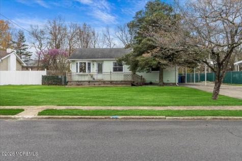 17 Chestnut Hill Drive Toms River NJ 08755