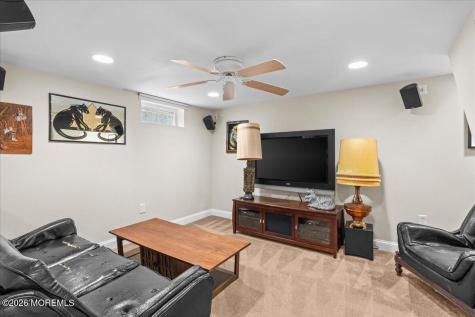 17 Chestnut Hill Drive Toms River NJ 08755