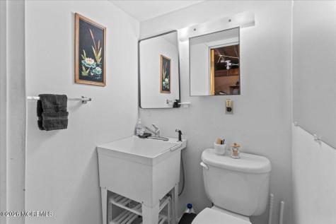 17 Chestnut Hill Drive Toms River NJ 08755