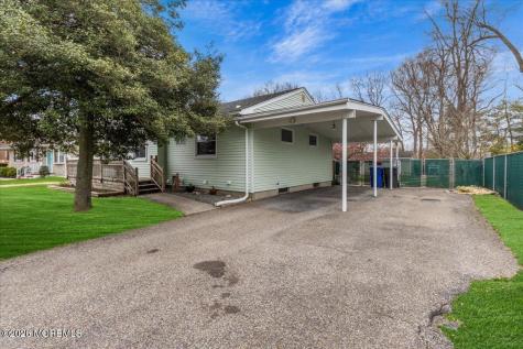 17 Chestnut Hill Drive Toms River NJ 08755