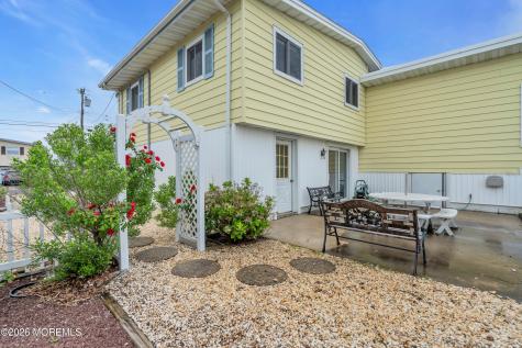 87 Ronald Avenue S Bayville NJ 08721