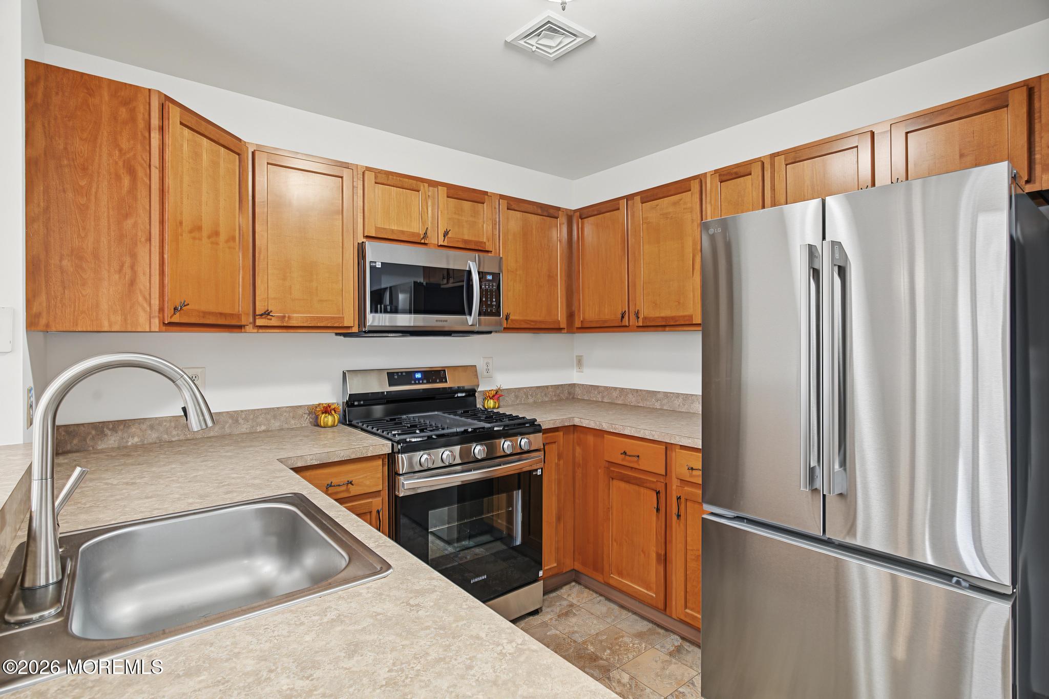 40 Pebble Beach Lane Little Egg Harbor NJ 08087