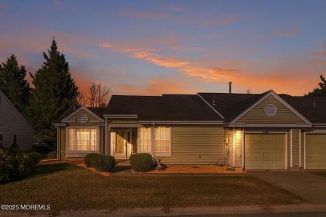 1057A Buckingham Drive Manchester NJ 08759