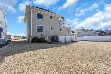 913 N Ocean Avenue N Seaside Park NJ 08752