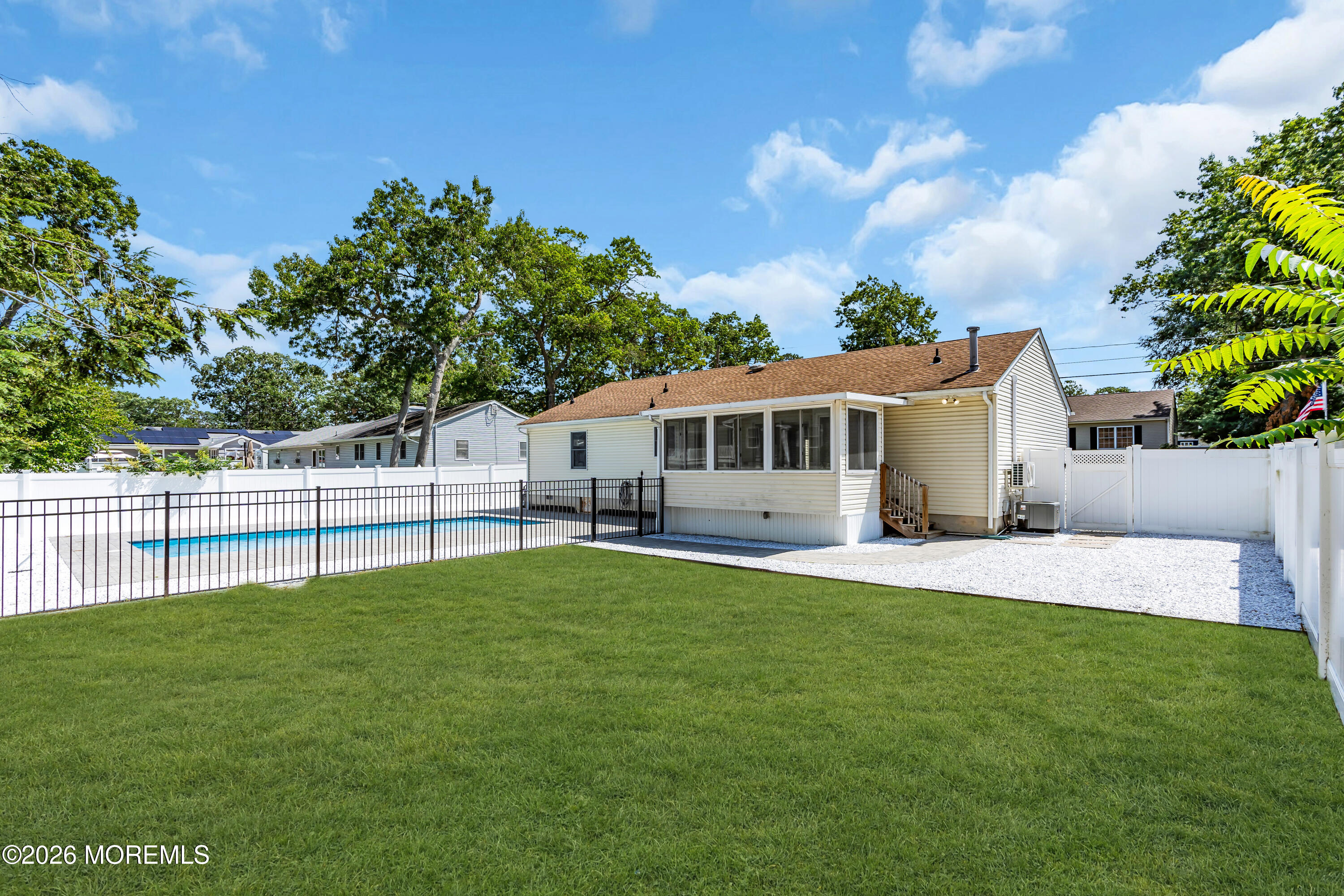 520 Beach Avenue Beachwood NJ 08722