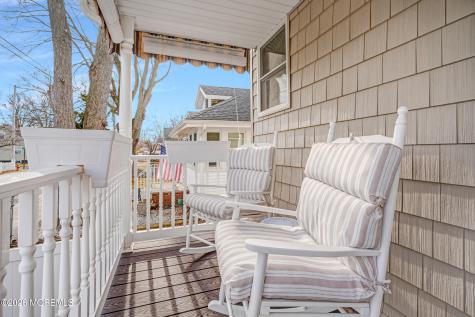 35 Bay Avenue North Middletown NJ 07748