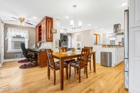 35 Bay Avenue North Middletown NJ 07748