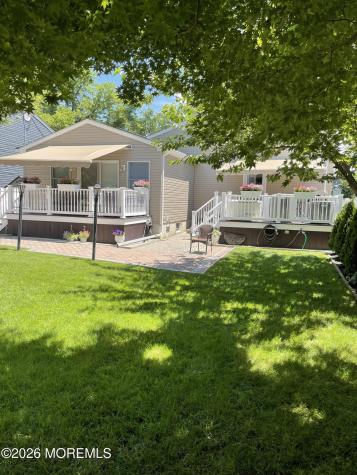35 Bay Avenue North Middletown NJ 07748