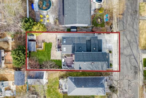 35 Bay Avenue North Middletown NJ 07748