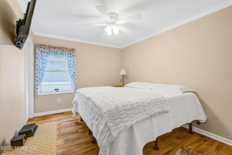 35 Bay Avenue North Middletown NJ 07748